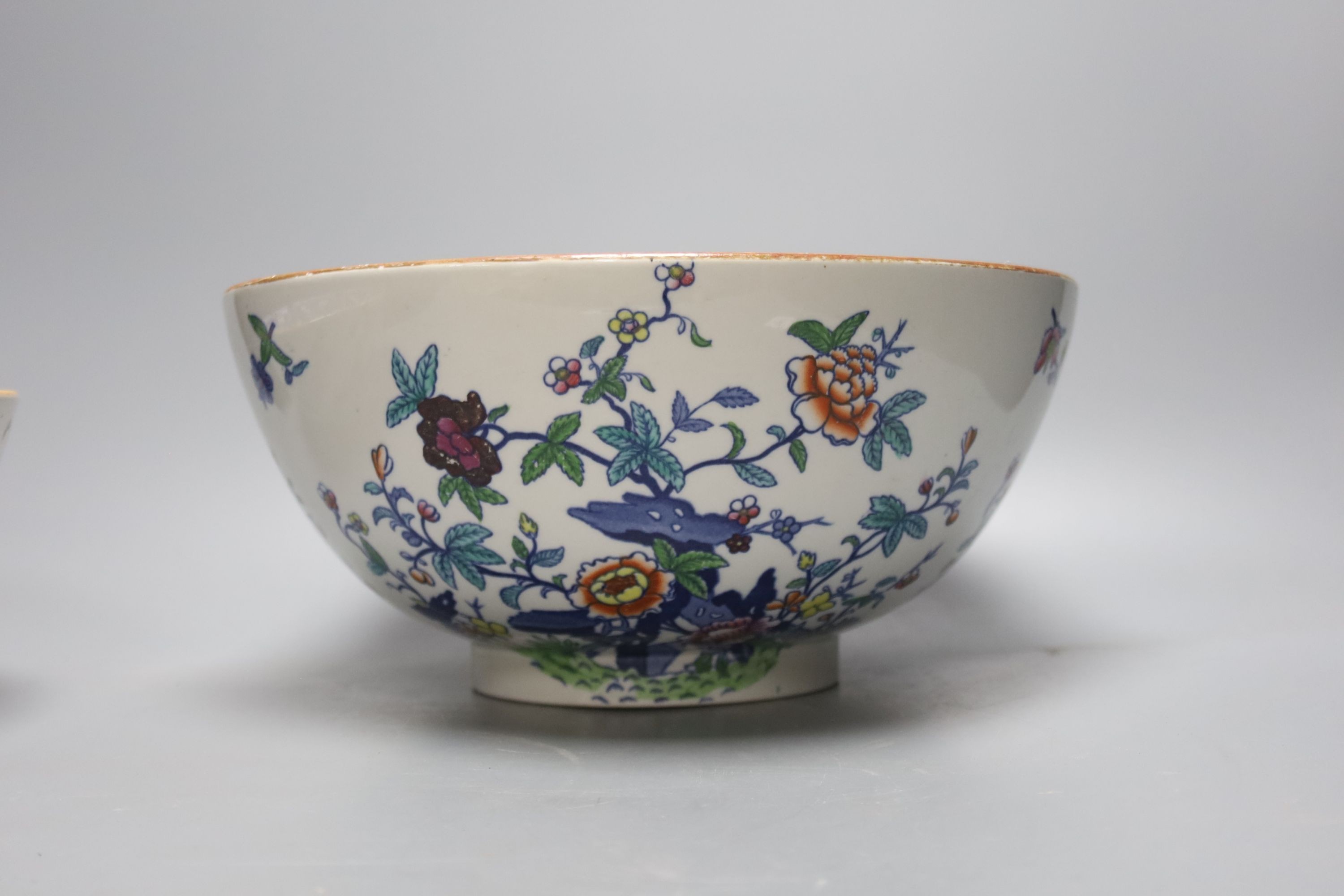 A group of 19th century ironstone ceramics to include Masons plates, Hydra jugs, two bowls, largest 29.5cm and another jug